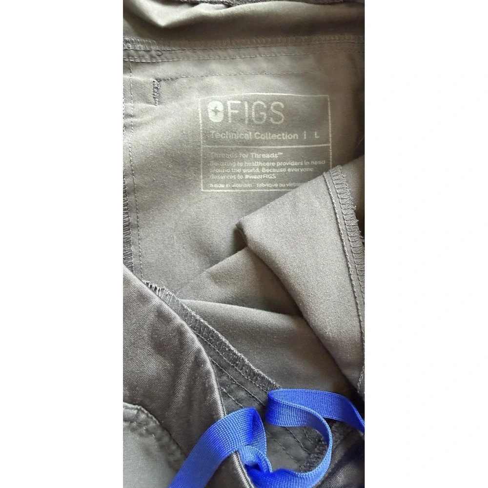FIGS Axim Technical Collection Scrub Pants Mens Large Gray Cargo Stretch Medical